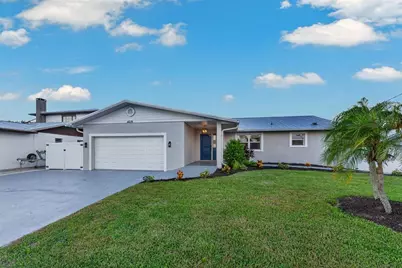 4219 2nd Avenue NE, Bradenton, FL 34208 - Photo 2