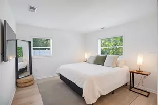2482 Wisteria St, Sarasota, FL 34239 - Photo 24