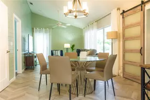 2545 Browning St, Sarasota, FL 34237 - Photo 4
