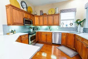 1791 Stapleton St, Sarasota, FL 34239 - Photo 8
