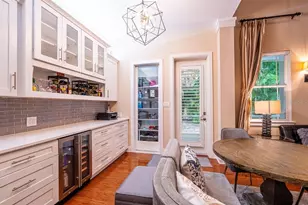 1791 Stapleton St, Sarasota, FL 34239 - Photo 10
