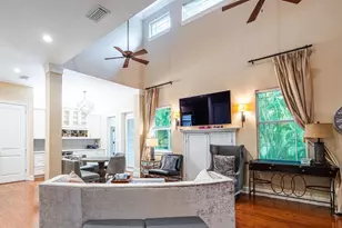 1791 Stapleton St, Sarasota, FL 34239 - Photo 4