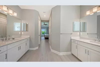 2550 Wild Cherry Path, Sarasota, FL 34240 - Photo 8