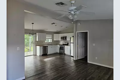 1720 30th Avenue E, Bradenton, FL 34208 - Photo 2