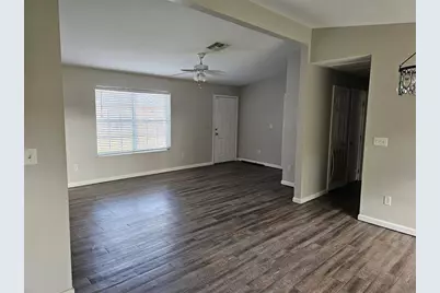 1720 30th Avenue E, Bradenton, FL 34208 - Photo 4
