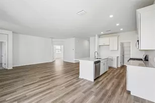 8708 Canard Cv, Palmetto, FL 34221 - Photo 12
