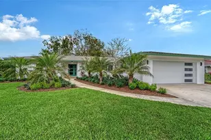 1967 Brookhaven Dr, Sarasota, FL 34239 - Photo 1