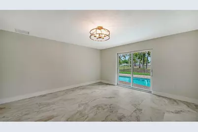 1967 Brookhaven Drive, Sarasota, FL 34239 - Photo 30