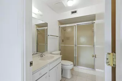 509 Lakeside Drive #509, Bradenton, FL 34210 - Photo 22