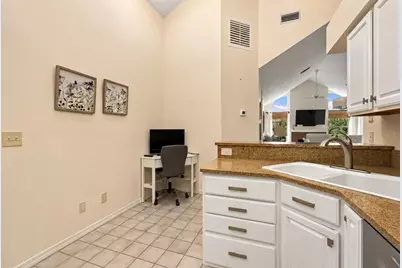 4536 Whirlaway Drive, Sarasota, FL 34233 - Photo 12