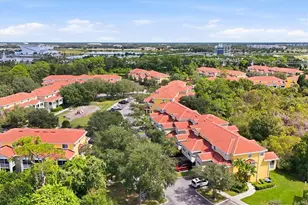 5711 Bentgrass Dr, Sarasota, FL 34235 - Photo 2