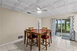 3614 Pembrook Dr, Sarasota, FL 34239 - Photo 12