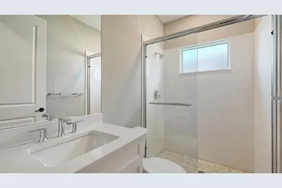 8201 Scarletbush Drive, Sarasota, FL 34240 - Photo 36