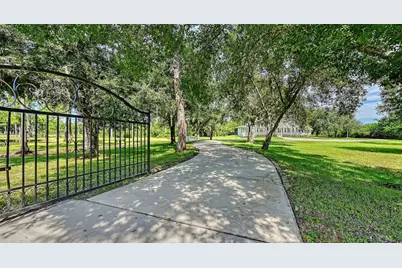 19005 69th Avenue E, Bradenton, FL 34211 - Photo 6
