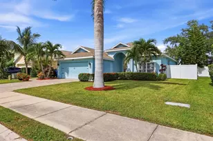 5718 48th St Cir E, Bradenton, FL 34203 - Photo 1