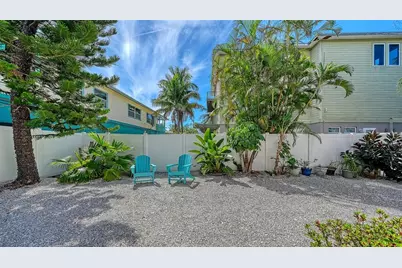5390 Gulf Drive, Holmes Beach, FL 34217 - Photo 26