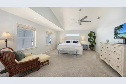 5390 Gulf Drive, Holmes Beach, FL 34217 - Photo 18