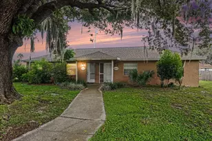 5661 Struthers Ct, Winter Haven, FL 33884 - Photo 1