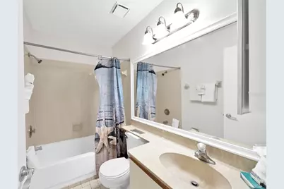 4401 46 Ave W Avenue W #201, Bradenton, FL 34210 - Photo 6