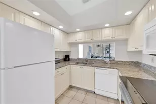 4401 46 Ave W Ave W, Bradenton, FL 34210 - Photo 14