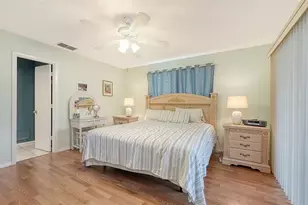 6110 Approach Ln, Sarasota, FL 34238 - Photo 18
