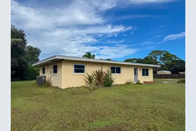 1205 Sunset Avenue, Nokomis, FL 34275 - Photo 2