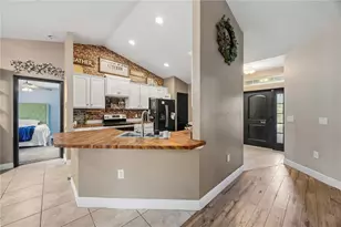 318 Perl St, Port Charlotte, FL 33954 - Photo 4
