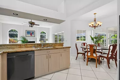 3978 Berlin Drive, Sarasota, FL 34233 - Photo 12