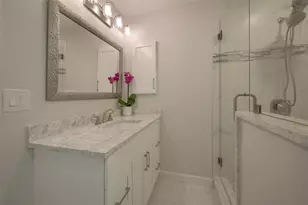 750 N Tamiami Trail, Sarasota, FL 34236 - Photo 22