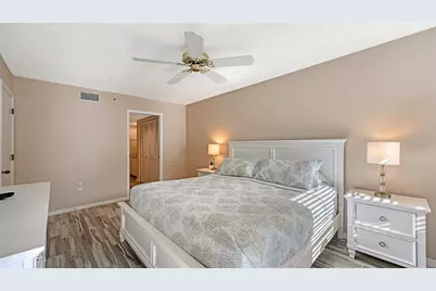 1328 Siesta Bayside Drive #1328C, Sarasota, FL 34242 - Photo 20