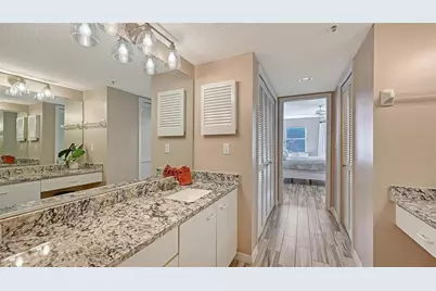 1328 Siesta Bayside Drive #1328C, Sarasota, FL 34242 - Photo 22