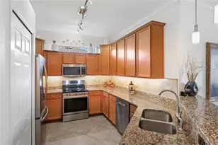 20297 Tesoro Dr, Venice, FL 34293 - Photo 6