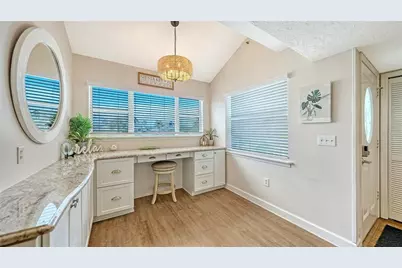 1350 Siesta Bayside Drive #1350B, Sarasota, FL 34242 - Photo 4