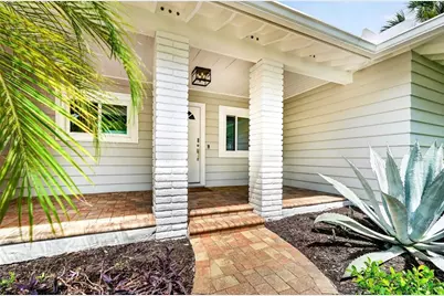 1965 Hibiscus Street, Sarasota, FL 34239 - Photo 8