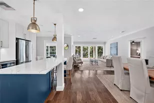 1965 Hibiscus St, Sarasota, FL 34239 - Photo 10