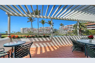 1445 Gulf Of Mexico Drive #101, Longboat Key, FL 34228 - Photo 18