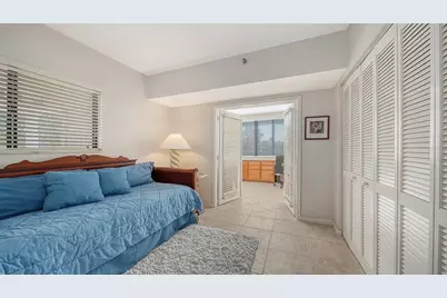 1445 Gulf Of Mexico Drive #101, Longboat Key, FL 34228 - Photo 30