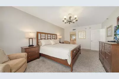 1445 Gulf Of Mexico Drive #101, Longboat Key, FL 34228 - Photo 22