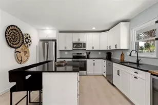 1757 Mova St, Sarasota, FL 34231 - Photo 6