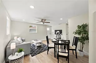 1802 Robinhood St, Sarasota, FL 34231 - Photo 8