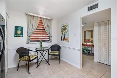 211 Pineneedle Drive #211, Bradenton, FL 34210 - Photo 6