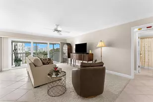1100 Imperial Dr, Sarasota, FL 34236 - Photo 6