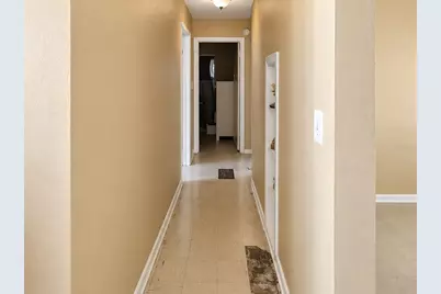 540 Sharon Circle, Port Charlotte, FL 33952 - Photo 10