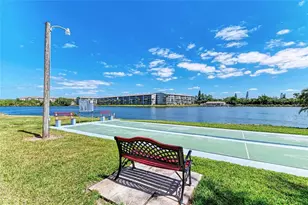 3893 Lake Bayshore Dr, Bradenton, FL 34205 - Photo 30