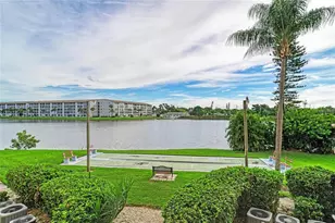 3893 Lake Bayshore Dr, Bradenton, FL 34205 - Photo 26
