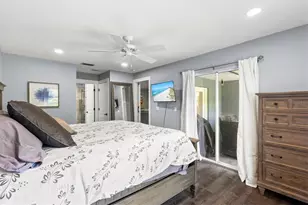 4645 Breezy Pines Blvd, Sarasota, FL 34232 - Photo 28