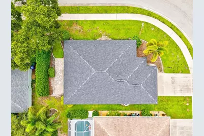 4645 Breezy Pines Boulevard, Sarasota, FL 34232 - Photo 52