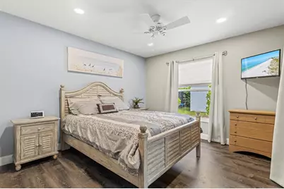4645 Breezy Pines Boulevard, Sarasota, FL 34232 - Photo 40