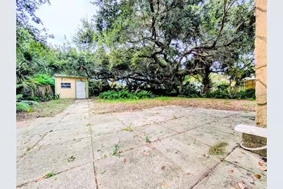 824 E 9th Avenue, New Smyrna Beach, FL 32169 - Photo 10