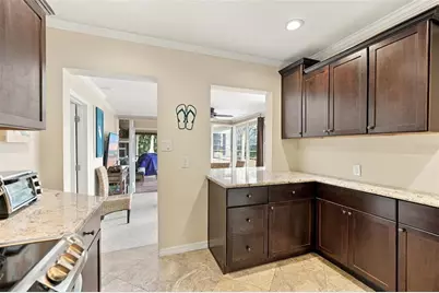 2174 Bougainvillea Street, Sarasota, FL 34239 - Photo 12